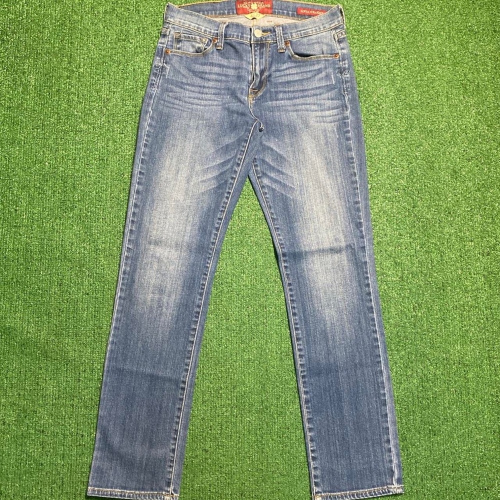 Lucky brand blue wash straight leg jeans size 4/27